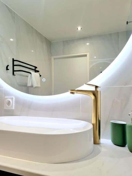 *New* Celeste Appart 6 Pax 5 Min Disney Serris Exteriör bild